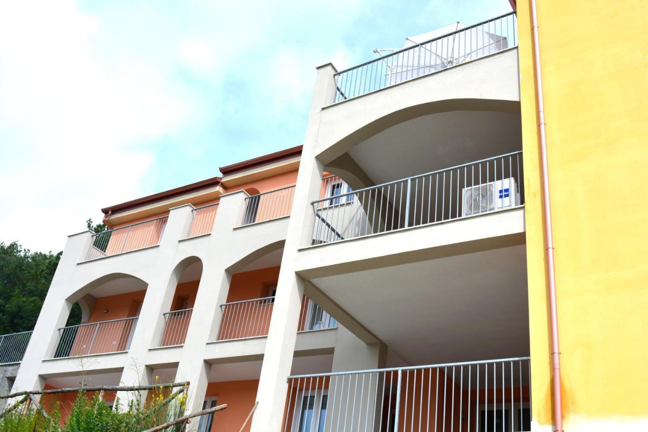 بيفيرينو Castagnarossa Casa Vacanze المظهر الخارجي الصورة